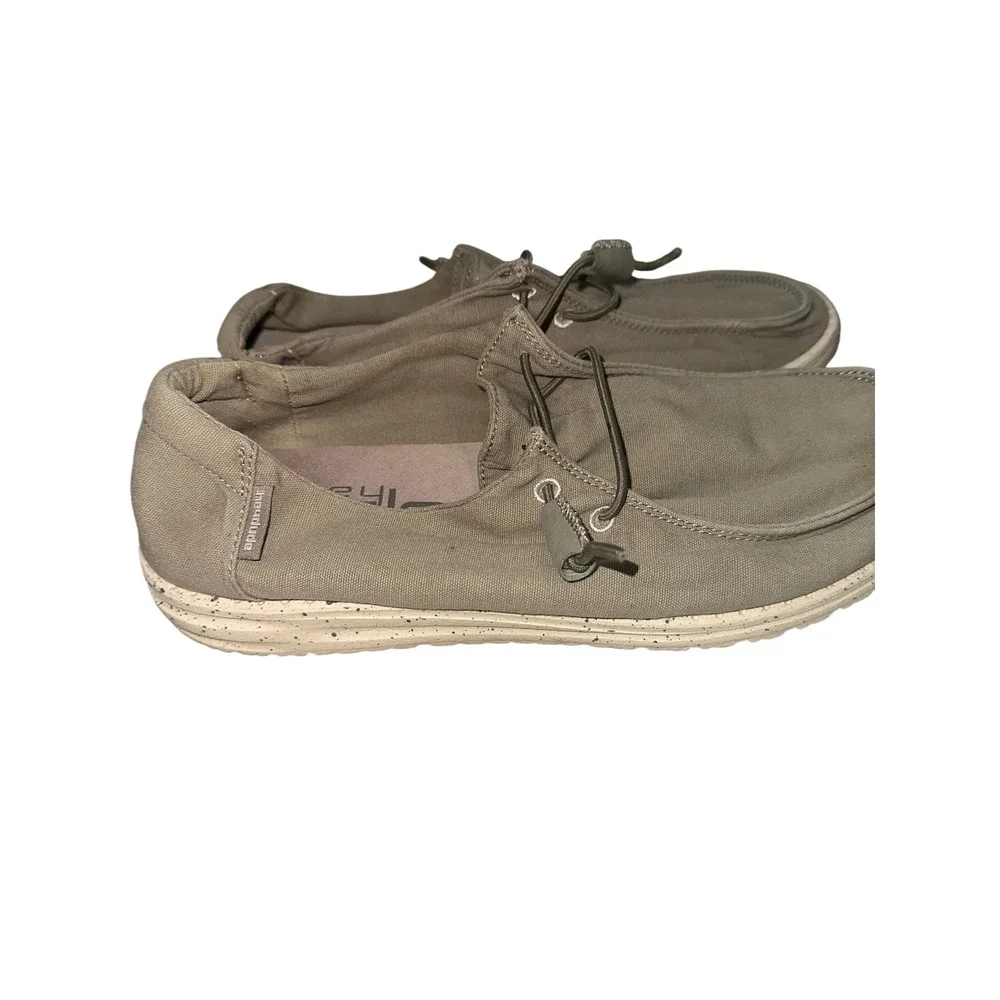 Hey Dude Wendy Womens Size 9 Khaki Tan Canvas Slip On‎ Loafers Shoes Low Top